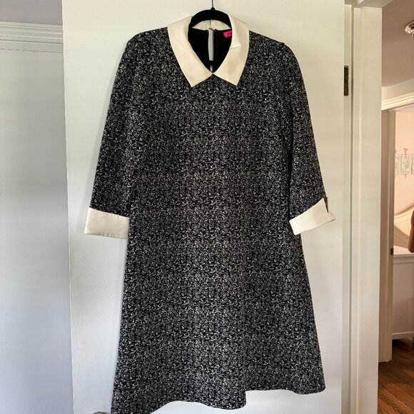Betsey Johnson Dresses & Skirts - Betsey Johnson Dress, shift dress, comfy material, size 12